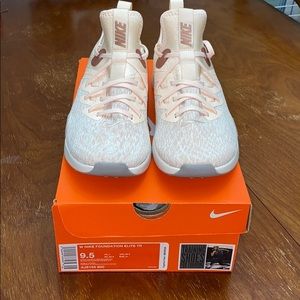 W Nike Foundation Elite TR